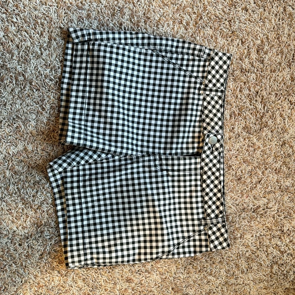 Checkered shorts sz 10